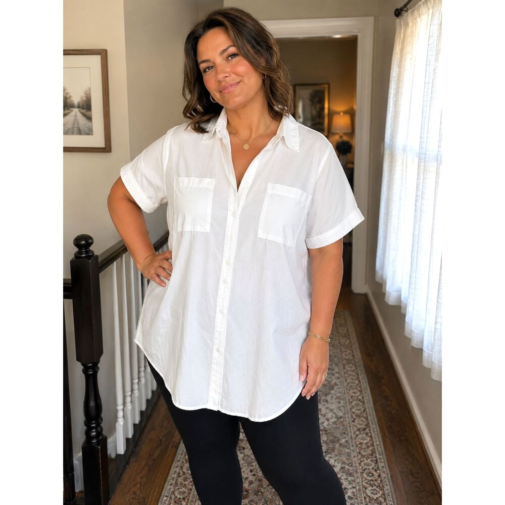 Short sleeve button up